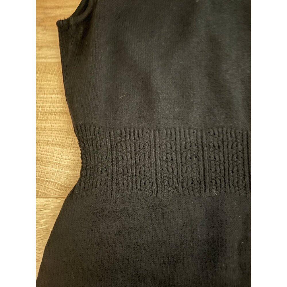 St. John Collection Dress - Picture 6 of 7